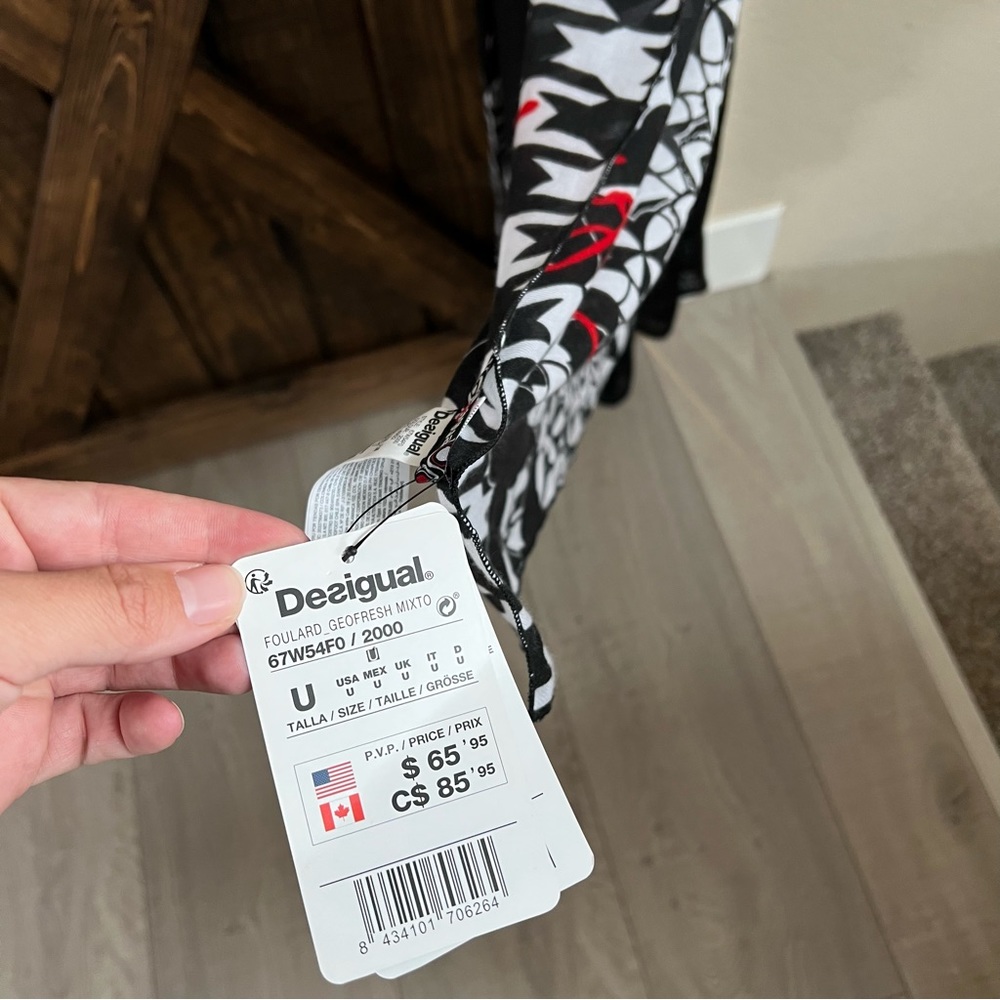 Desigual authentic scarf